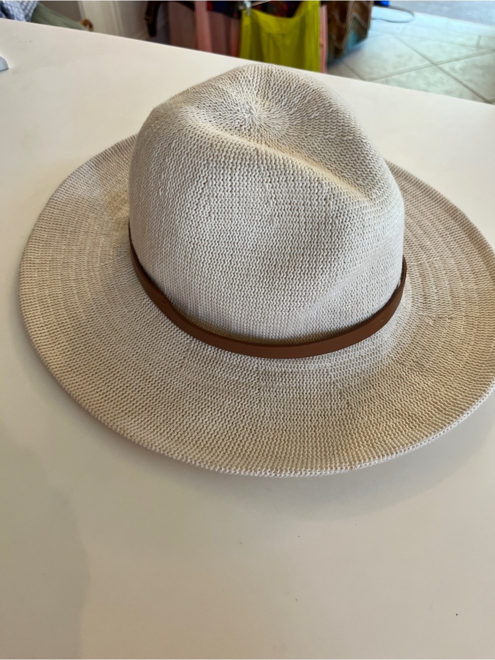 Ecote Wide-Brim Linen Fedora Hat in Cream with Brown Band